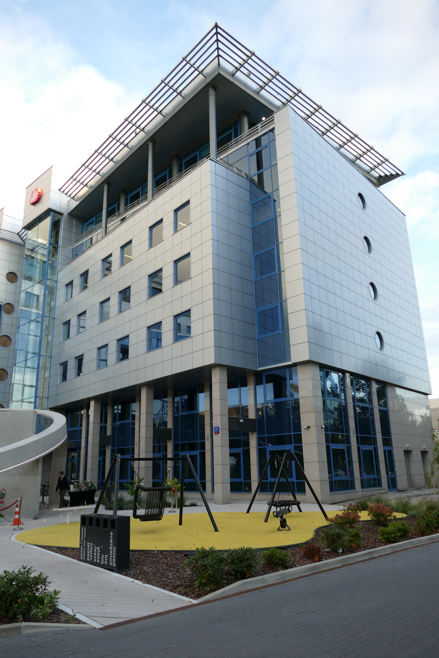 Zdjęcie architektury budynku Siedziba firmy Mostostal (obecnie Adgar Bit)